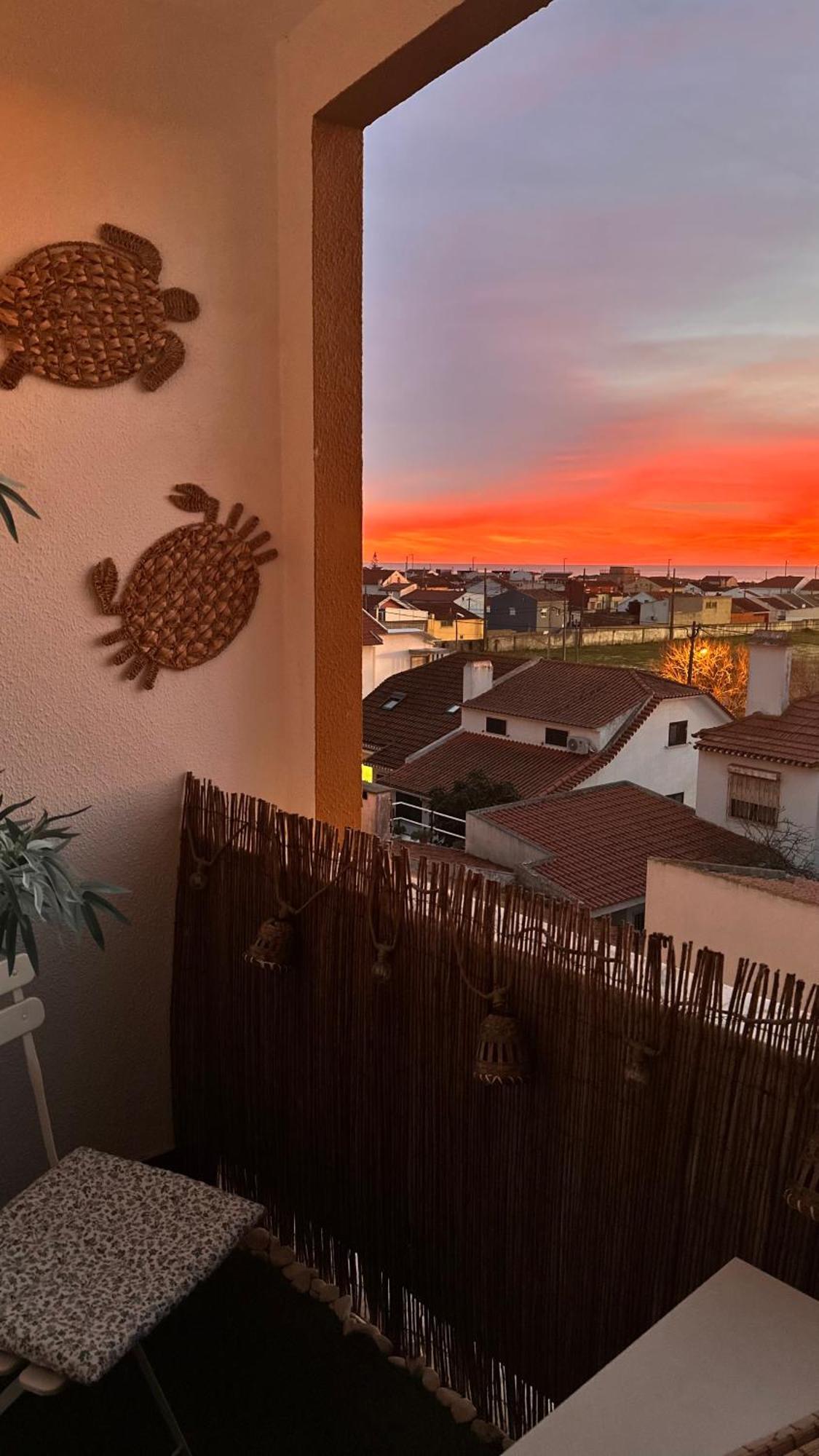 1-Bedroom Sea View Apartment With Private Balcony Costa Da Caparica, Just 5 Minutes From The Beach Кошта-да-Капарика Экстерьер фото