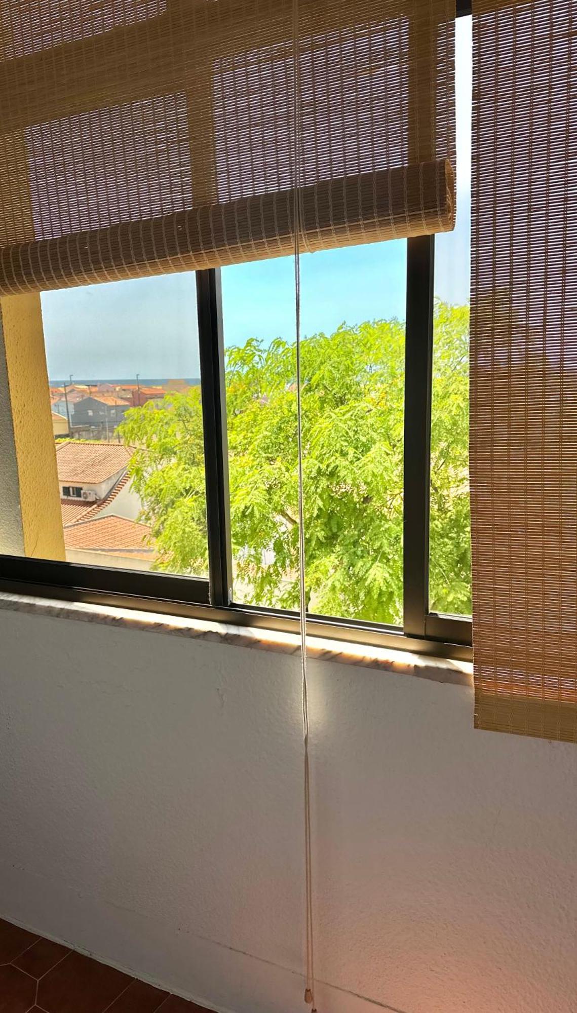 1-Bedroom Sea View Apartment With Private Balcony Costa Da Caparica, Just 5 Minutes From The Beach Кошта-да-Капарика Экстерьер фото